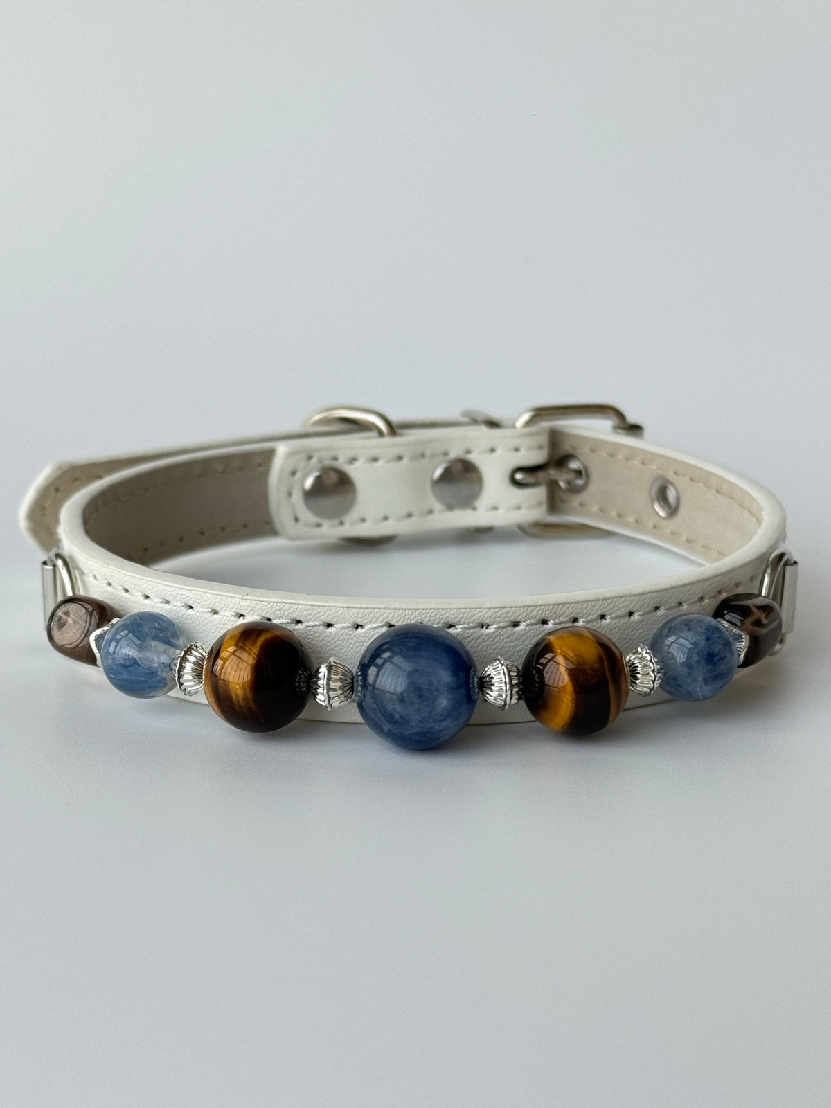 Blue Kyanite Confidence Collar